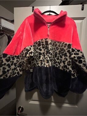 Faux Fur Colorblock women’s Jacket in Coral, Leopard & Black
